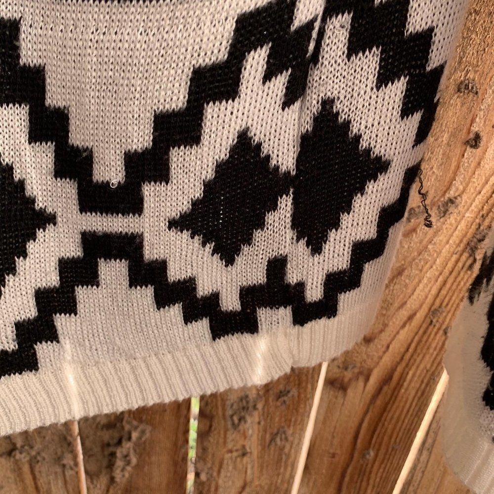 Say What? Open cardigan asymmetrical size small - Picture 5 of 6